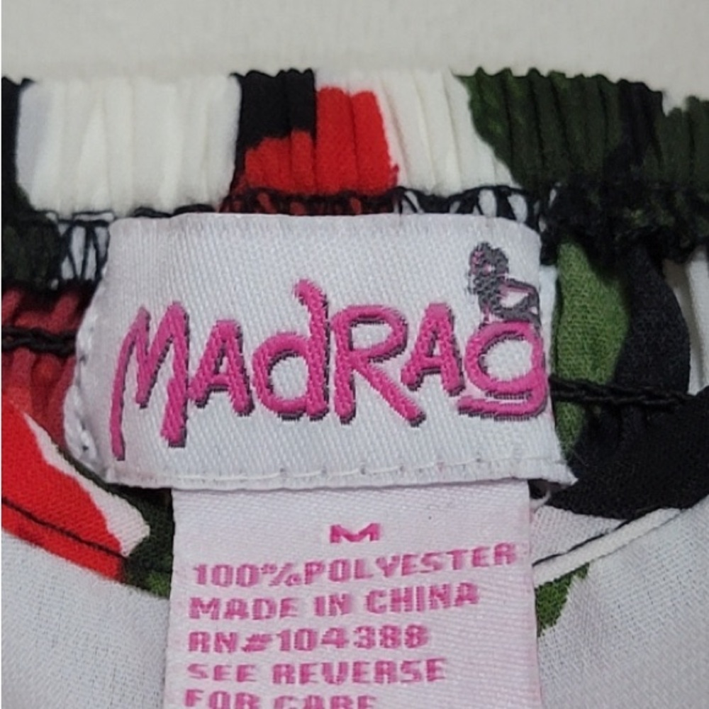 RED ROSES JUMPSUIT by MAD RAGS SLIMMING RED ROSES VERTICAL STRIPES size M EUC - Picture 3 of 3